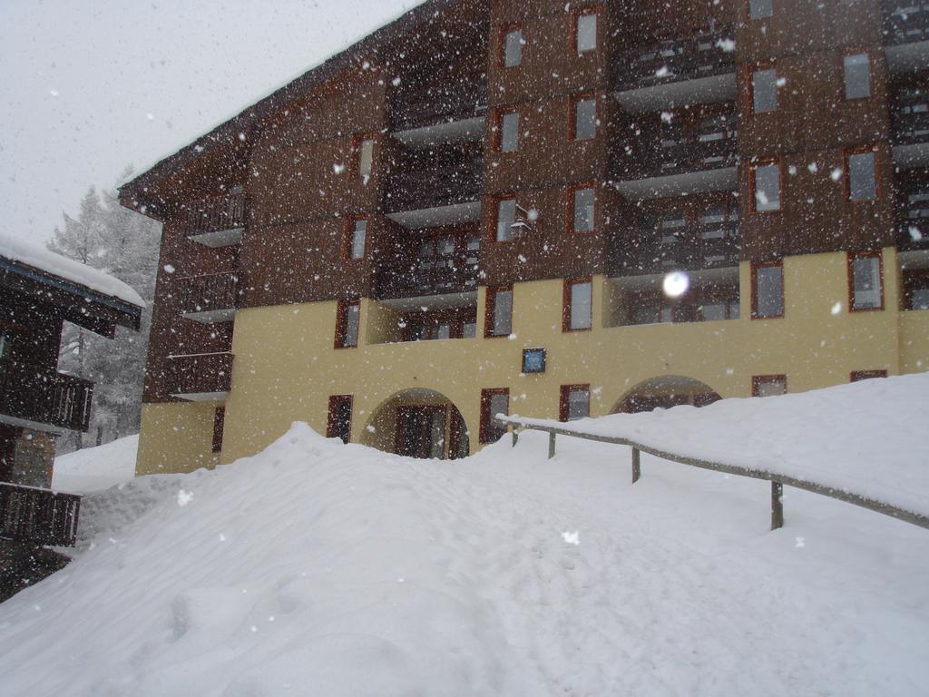 Apartment Les Coches La Plagne Exterior foto